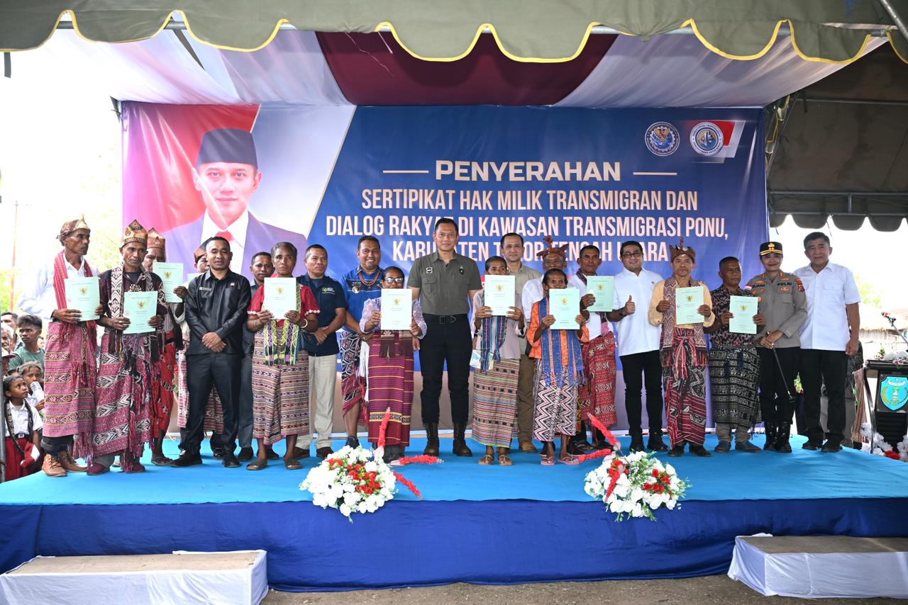 Laksanakan Kunker ke NTT, Menko AHY Tegaskan Percepatan Pembangunan Infrastruktur dan Penyelesaian Sertifikasi Tanah Masyarakat Transmigrasi