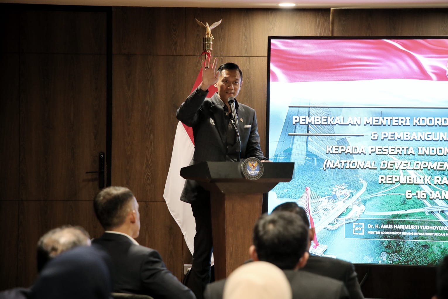 Lakukan Penguatan SDM Infrastruktur, Menko AHY Harap Peserta Short Course Banyak Belajar Transformasi Pembangunan RRT