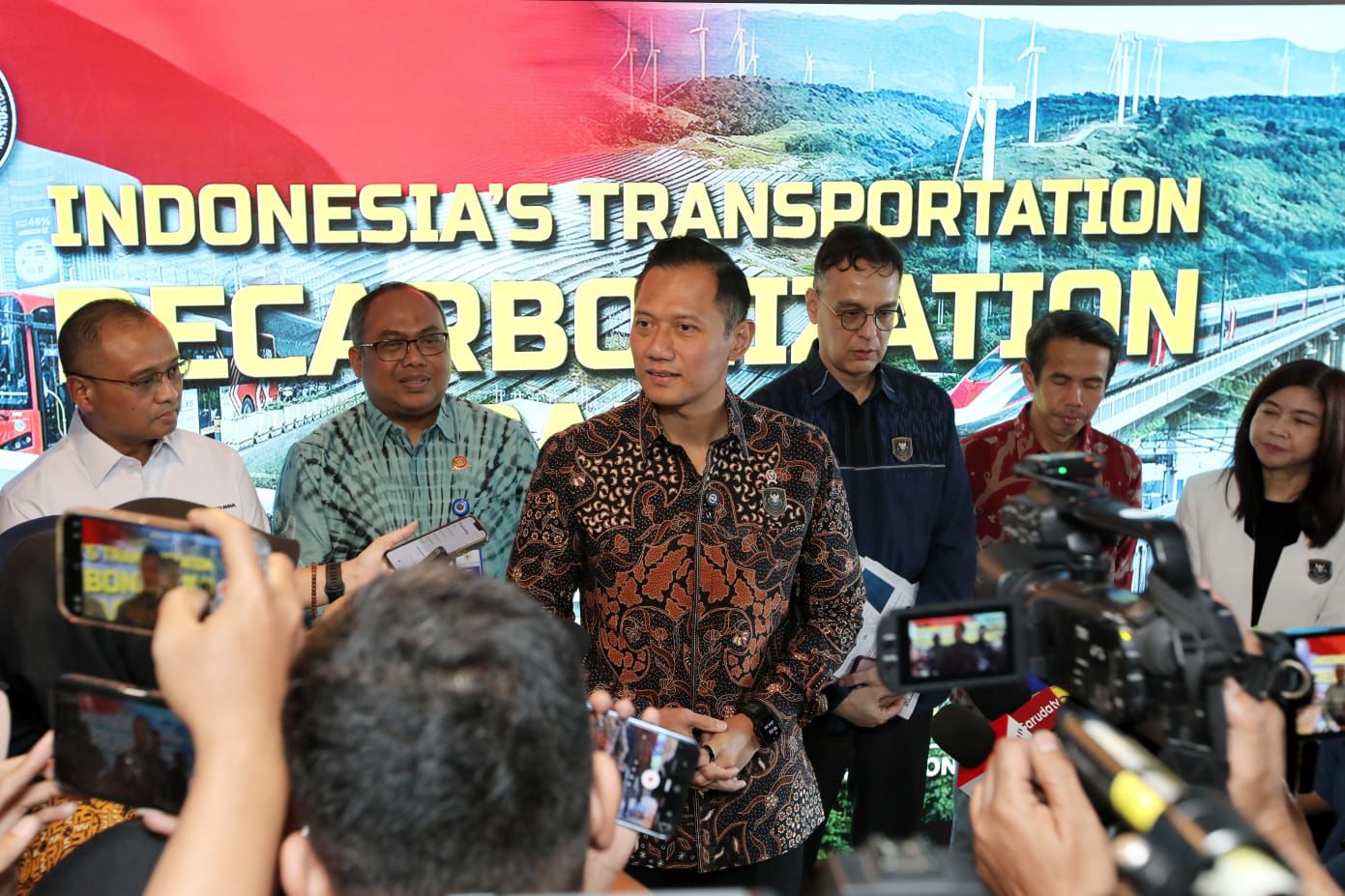 Sampaikan Duka Longsor Pasirlangu, Menko AHY Tegaskan Kementerian PU Lakukan Percepatan Penanganan