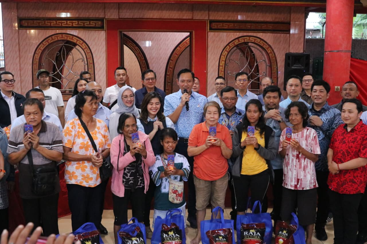 Silaturahmi ke Vihara Hok Tek Bio Jelang Imlek, AHY: Keberagaman Harus Menjadi Kekuatan Pembangunan