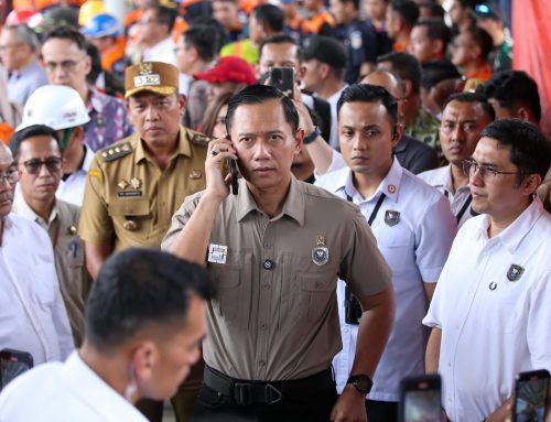Tinjau Langsung Insiden KA di Stasiun Bekasi Timur, Menko AHY Tekankan Fokus Pemulihan Korban dan Perbaikan Infrastruktur