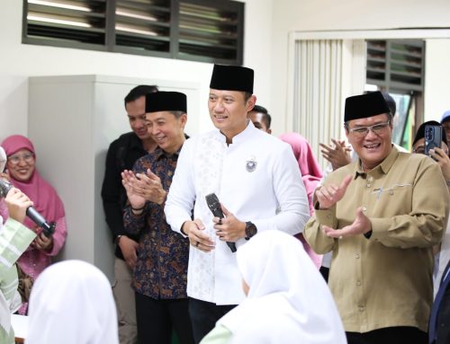 Menko AHY kepada Siswa Madrasah: Jangan Pernah Takut Bermimpi Besar