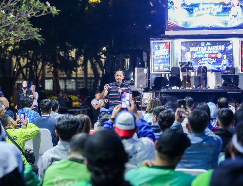 Keseruan AHY Nobar Semifinal Piala Dunia Spanyol Vs Prancis Bersama Ratusan Driver Ojol