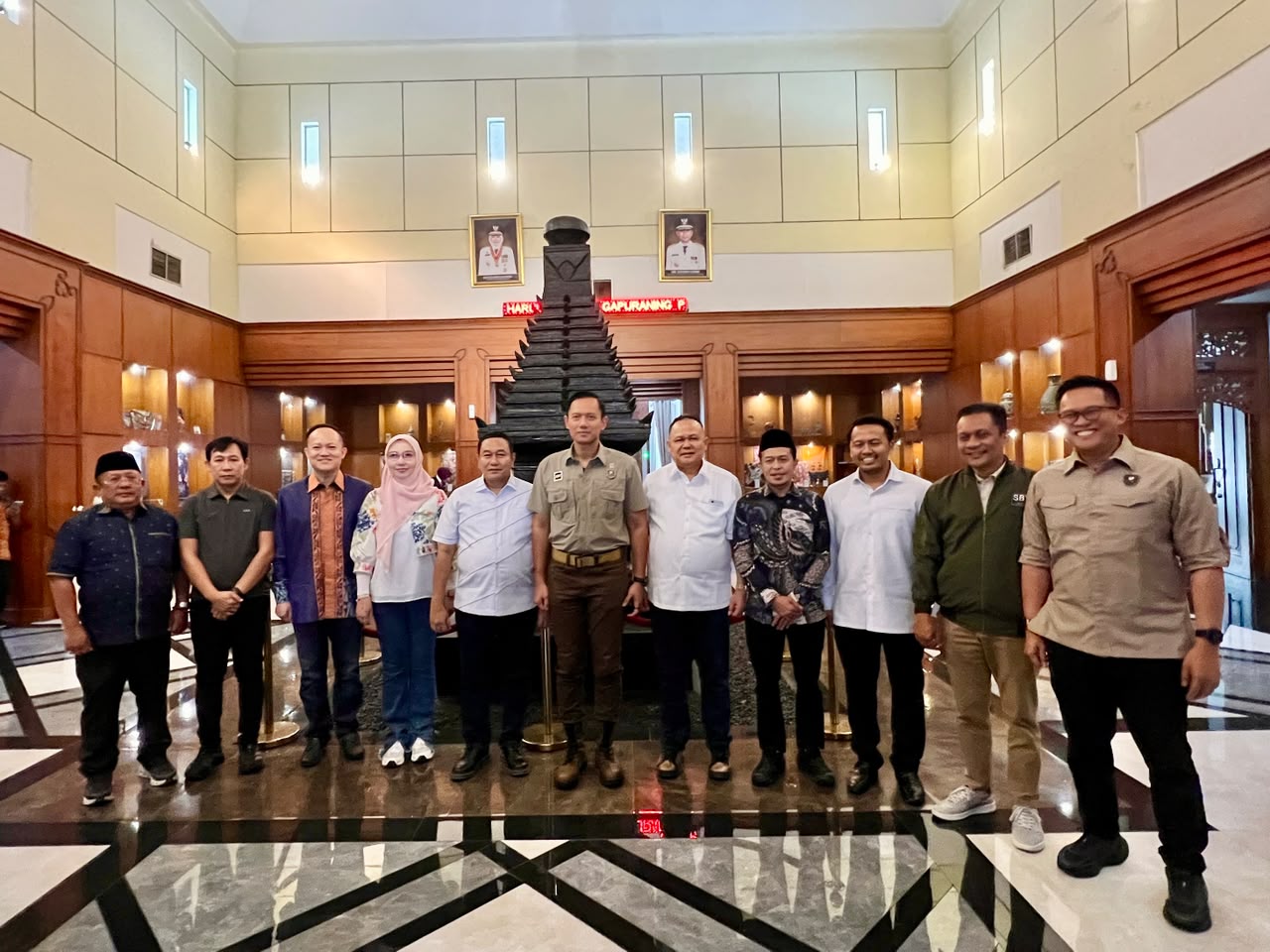Kunjungan Kerja ke Jawa Timur, Menko AHY Pastikan Pembangunan Infrastruktur Berdampak Nyata bagi Masyarakat