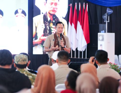 Resmikan DAK PPKT di Gresik, Menko AHY: Transformasi Kawasan Dimulai dari Rumah Layak